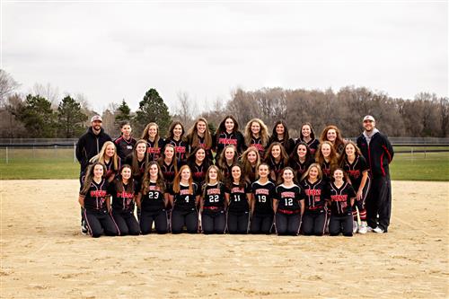 Varsity Softball Team 2022